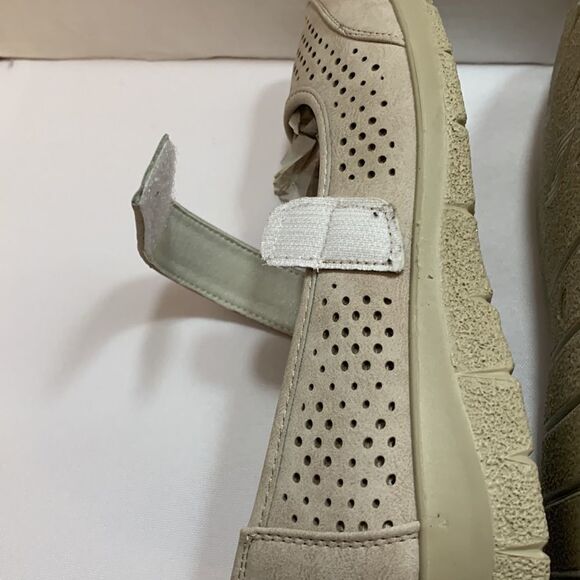 VJH Comfort Sz 6 Mary Jane shoes.  NEW - Picture 6 of 8